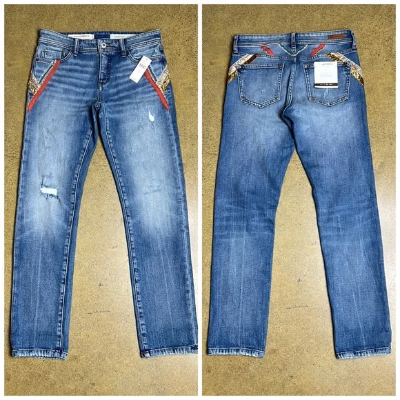 NEW Anthropologie Pilcro Slim Boyfriend Straight Leg Embellished Denim Jeans 25 - Picture 11 of 12